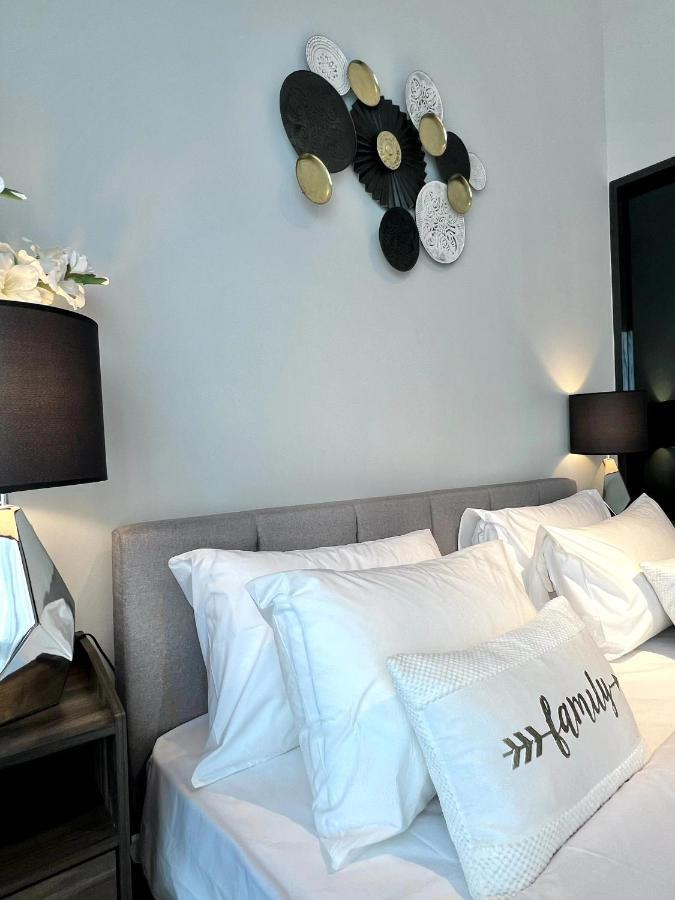 The Luxe By Infinitum By Qc Aparthotel Куала Лумпур Екстериор снимка