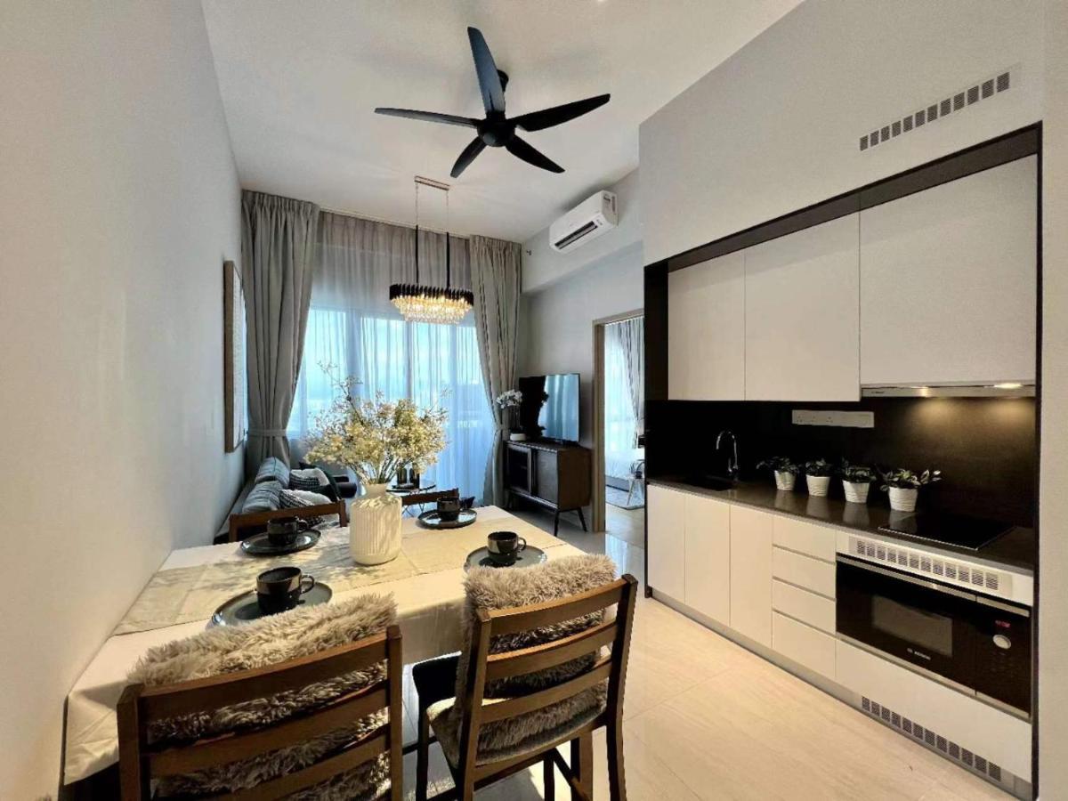 The Luxe By Infinitum By Qc Aparthotel Куала Лумпур Екстериор снимка